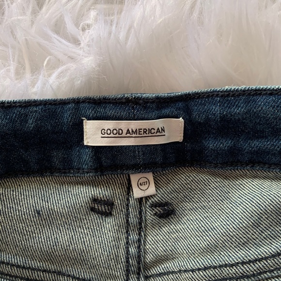 Good American denim cutoff shorts - Picture 3 of 13